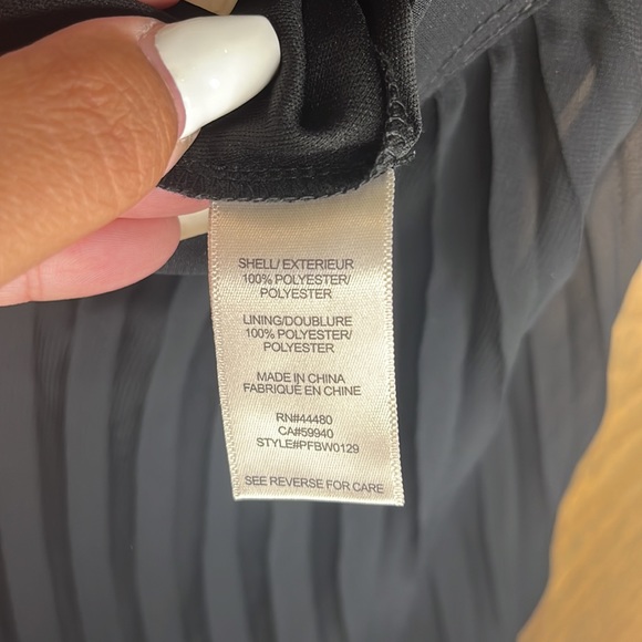 Pleated Midi Skirt - Picture 7 of 7